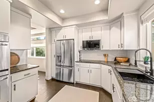 11339 40th Ave NE, Seattle, WA 98125 - Photo 10
