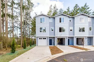 945 NW Heller St, Oak Harbor, WA 98277 - Photo 4