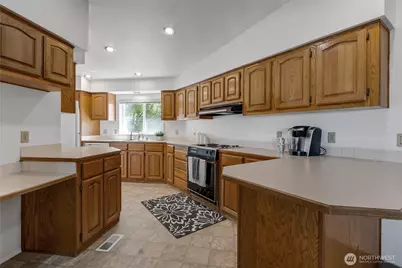 17710 Albany Street SW, Rochester, WA 98579 - Photo 12