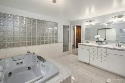 11317 SE 77th Place, Newcastle, WA 98056 - Photo 26