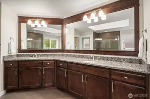 21298 SE 25th St, Sammamish, WA 98075 - Photo 24
