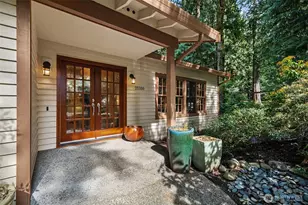 25300 SE Mirrormont Way, Issaquah, WA 98027 - Photo 2