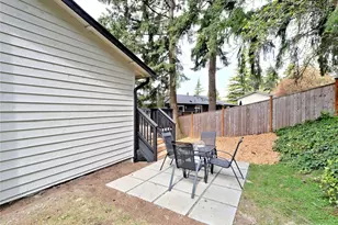 12802 NE 142nd St, Kirkland, WA 98034 - Photo 24
