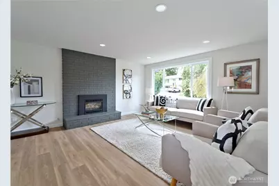 12802 NE 142nd Street, Kirkland, WA 98034 - Photo 2