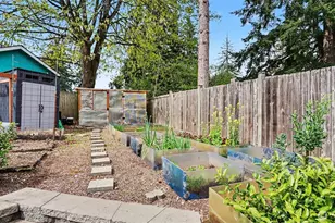 4002 NE 7th Ct, Renton, WA 98056 - Photo 38