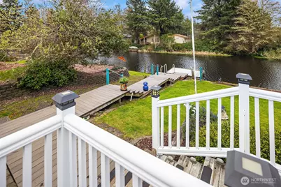 646 Island Cir SE, Ocean Shores, WA 98569 - Photo 26