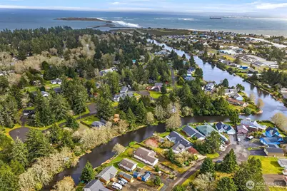 646 Island Cir SE, Ocean Shores, WA 98569 - Photo 38