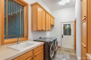 8551 NE Juanita Dr, Kirkland, WA 98034 - Photo 18