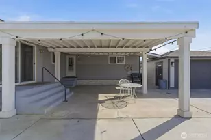 128 N Wehe Ave, Pasco, WA 99301 - Photo 26