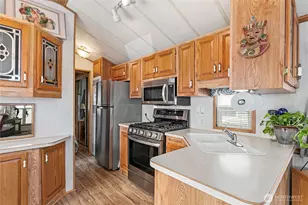 4751 Birch Bay Lynden Rd, Blaine, WA 98233 - Photo 18