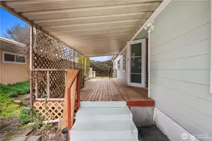 15713 81st St E, Puyallup, WA 98372 - Photo 4