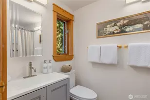 6420 NE Tara Ln, Bainbridge Island, WA 98110 - Photo 22