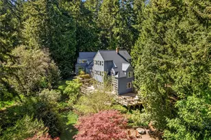 6420 NE Tara Ln, Bainbridge Island, WA 98110 - Photo 1