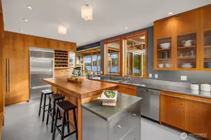 10403 NE Seaborn Rd, Bainbridge Island, WA 98110 - Photo 14