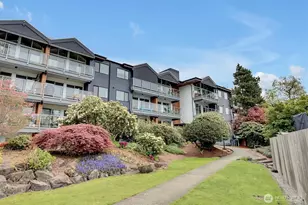 2501 Canterbury Ln E, Seattle, WA 98112 - Photo 32