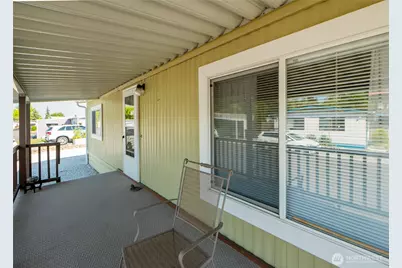 1200 Lincoln Street #424, Bellingham, WA 98229 - Photo 4