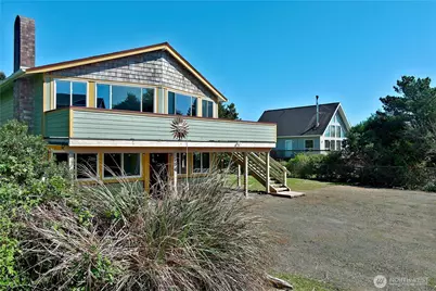 334 Sand Dune Avenue NW, Ocean Shores, WA 98569 - Photo 1