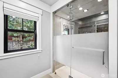 12405 NE 108th Place, Kirkland, WA 98033 - Photo 20