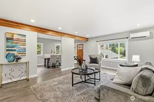 2122 N 128th St, Seattle, WA 98133 - Photo 8