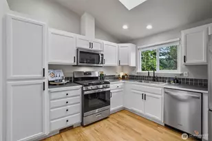 1839 NE 172nd St, Shoreline, WA 98155 - Photo 14