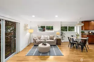337 N 105th St, Seattle, WA 98133 - Photo 2
