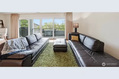 2565 Dexter Avenue N #103, Seattle, WA 98109 - Photo 8