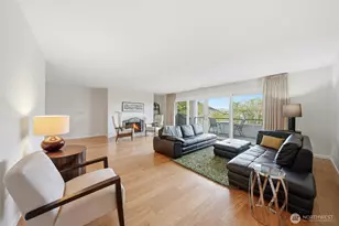 2565 Dexter Ave N, Seattle, WA 98109 - Photo 4