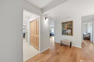 2565 Dexter Ave N, Seattle, WA 98109 - Photo 10