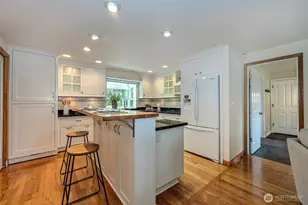 257 Dawn Crest Pl, Camano Island, WA 98282 - Photo 8