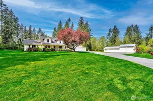 257 Dawn Crest Pl, Camano Island, WA 98282 - Photo 2