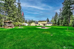 257 Dawn Crest Pl, Camano Island, WA 98282 - Photo 20