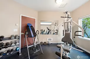 300 10th Ave, Seattle, WA 98122 - Photo 22