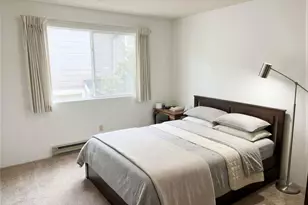 8848 Interlake Ave N, Seattle, WA 98103 - Photo 26