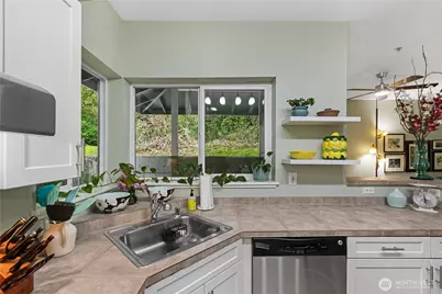 3918 243rd Place SE #F204, Bothell, WA 98021 - Photo 12