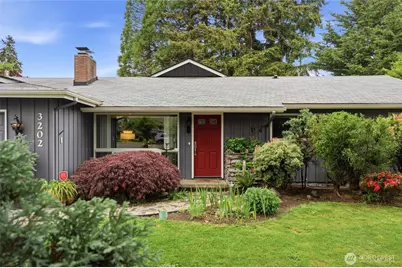 3202 Crystal Springs Road W, University Place, WA 98466 - Photo 2