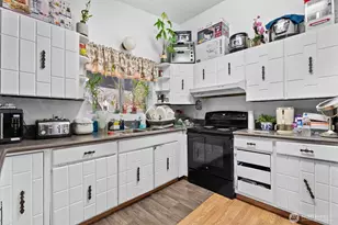 14347 Ashworth Ave N, Seattle, WA 98133 - Photo 6