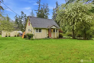 6557 Cultus Bay Road, Clinton, WA 98236 - Photo 2