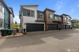 8226 S 132nd St, Seattle, WA 98178 - Photo 22