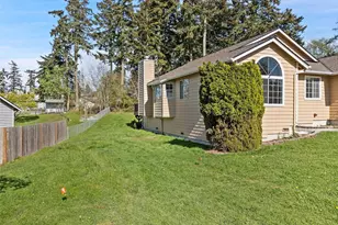 70 SW Roeder Dr, Oak Harbor, WA 98277 - Photo 32