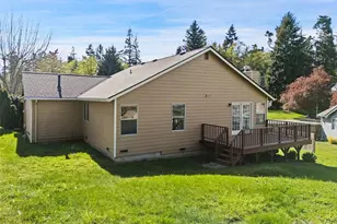70 SW Roeder Dr, Oak Harbor, WA 98277 - Photo 36