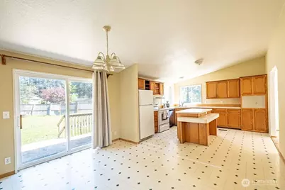 1090 Paul Avenue, Oak Harbor, WA 98277 - Photo 14