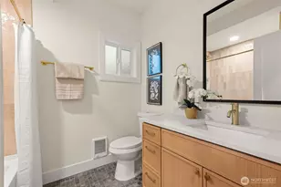 12334 SE 23rd Pl, Bellevue, WA 98005 - Photo 18