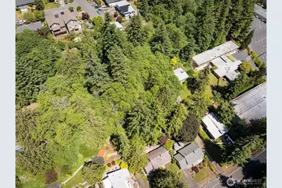 152 154 N 175th Street, Shoreline, WA 98133 - Photo 2
