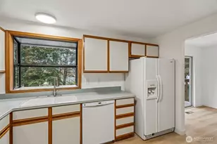 22904 41st Pl W, Mountlake Terrace, WA 98043 - Photo 12