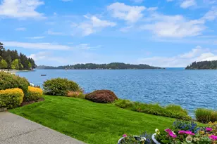 4475 Pleasant Beach Dr NE, Bainbridge Island, WA 98110 - Photo 20