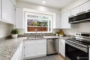 3112 Wells Ave S, Renton, WA 98055 - Photo 4