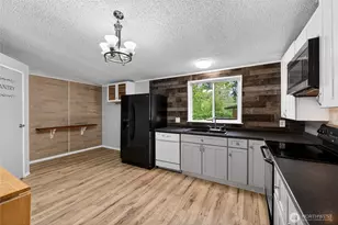 36412 86th Ave Ct E, Eatonville, WA 98328 - Photo 10