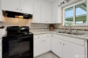 1108 20th St NW, Puyallup, WA 98371 - Photo 6