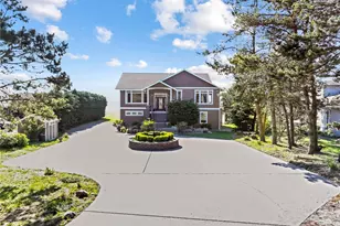 813 Bergwacht Pl, Coupeville, WA 98239 - Photo 2