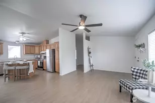 121 W Freedom, Shelton, WA 98584 - Photo 2